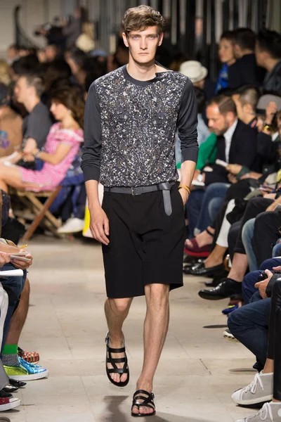 Look 41